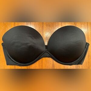Victoria’s Secret Very Sexy Push Up Strapless Bra in Black